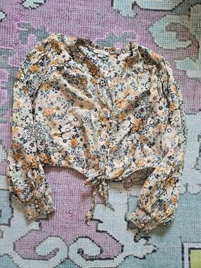 American Eagle Floral Tie-Front Blouse - Cream and Orange